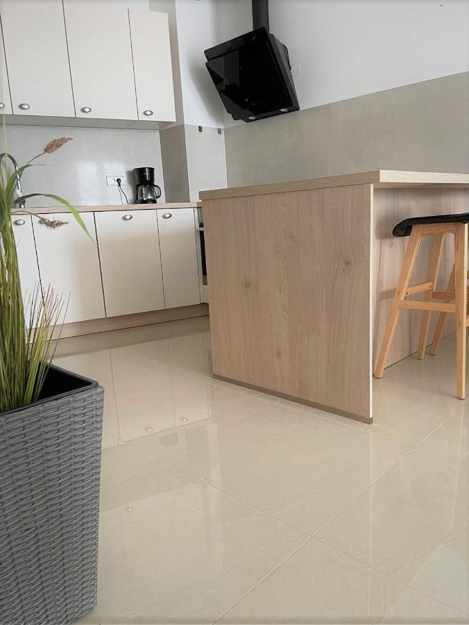 Giovanna Apartment With Terrace And Free Parking PUY Eksteriør bilde
